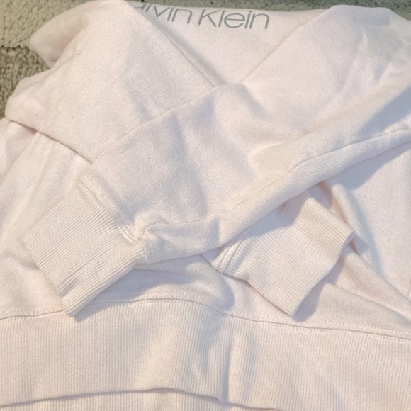 Calvin Klein Pink Lounge Set - Picture 9 of 9